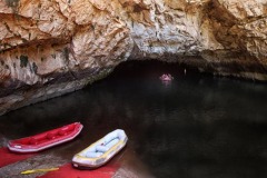 boats_hakan_bahceci_red-and-blue_turkey boats_hakan_bahceci_red-and-blue_turkey