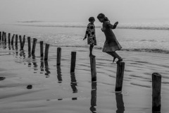 open-monochrome_Suman-Kumar_Giri_The-Jumping-Girl_India open-monochrome_Suman-Kumar_Giri_The-Jumping-Girl_India